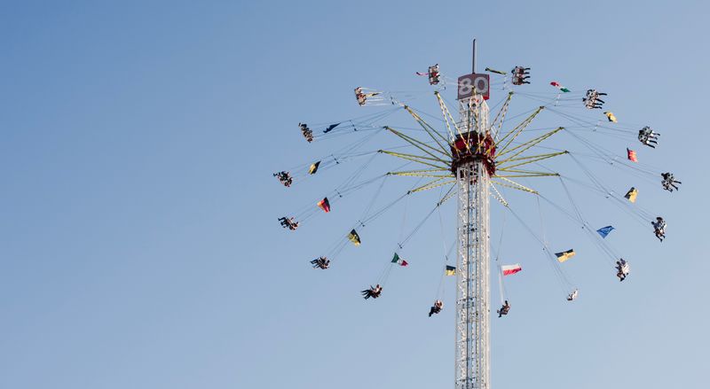 Tödlicher Unfall auf Kirmes in Oberhausen: 18-Jähriger stirbt bei Fahrgeschäft - Was sind die Risiken auf Volksfesten?Volksfeste,Risiken,Fahrgeschäft,TödlicherUnfall,Kirmes,Oberhausen.