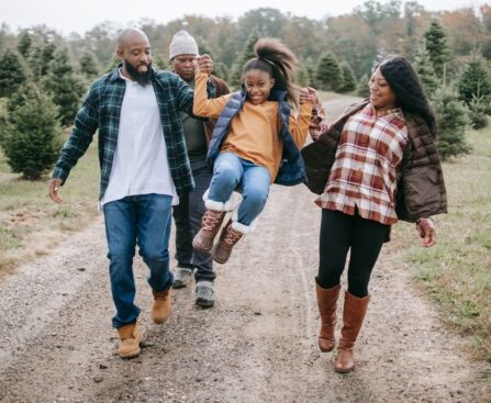 Patchwork-Familien im Rampenlicht: Alle wichtigen Infos zu "My Mom, Your Dad" in TV und Online-Streamwordpress,Patchwork-Familien,Rampenlicht,MyMomYourDad,TV,Online-Stream