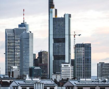 Missbrauchsvorwürfe gegen deutschen Kardinal: Betrachtung eines beunruhigenden SkandalsMissbrauchsvorwürfe,deutscherKardinal,Skandal,Kirche,Untersuchung,Opfer,Glaube,Verantwortung,Ethik,Recht,Öffentlichkeit