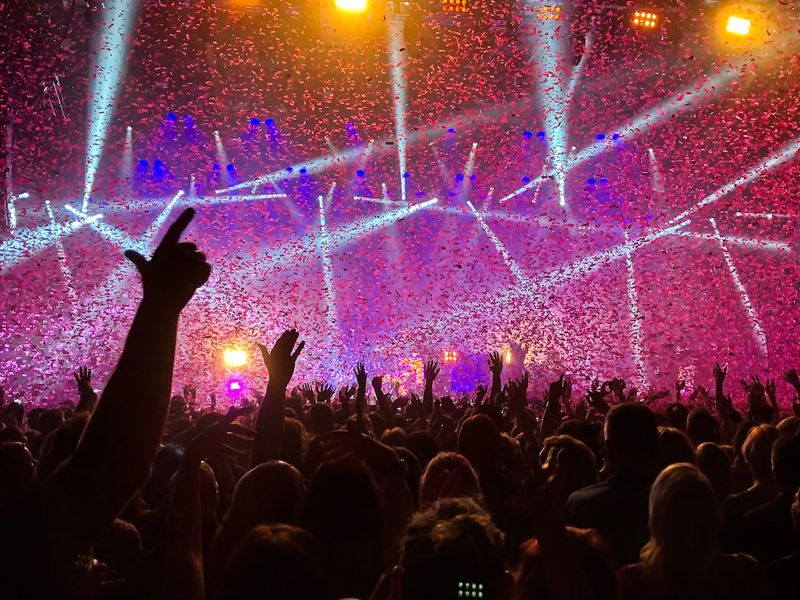 Live-Konzerte nach der Pandemie: Rammstein-Tour 2024 angekündigt - Alle wichtigen Informationen und Details zum Ticket-Vorverkauf!Rammstein,Konzerte,Pandemie,Tour2024,Ticket-Vorverkauf,Live-Musik