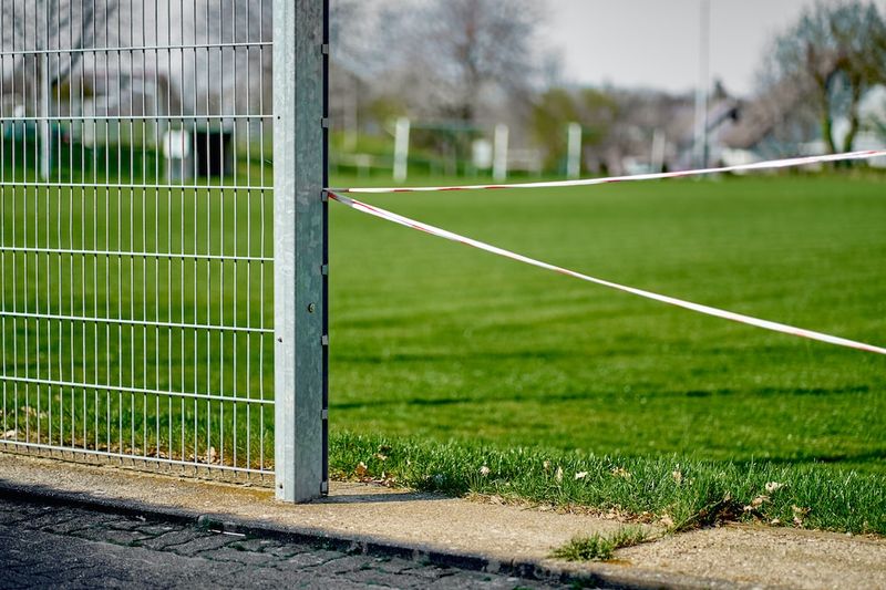 "Revolution im Ruhrgebiet: KSC gelingt befreiender Sieg gegen Schalke 04"fußball,Bundesliga,Revierderby,KSC,Schalke04,Ruhrgebiet,Sieg